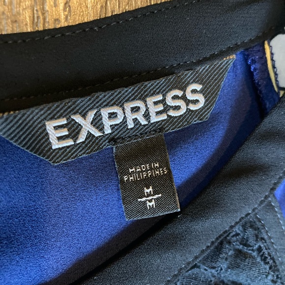 Express Tank Blouse - Picture 3 of 9